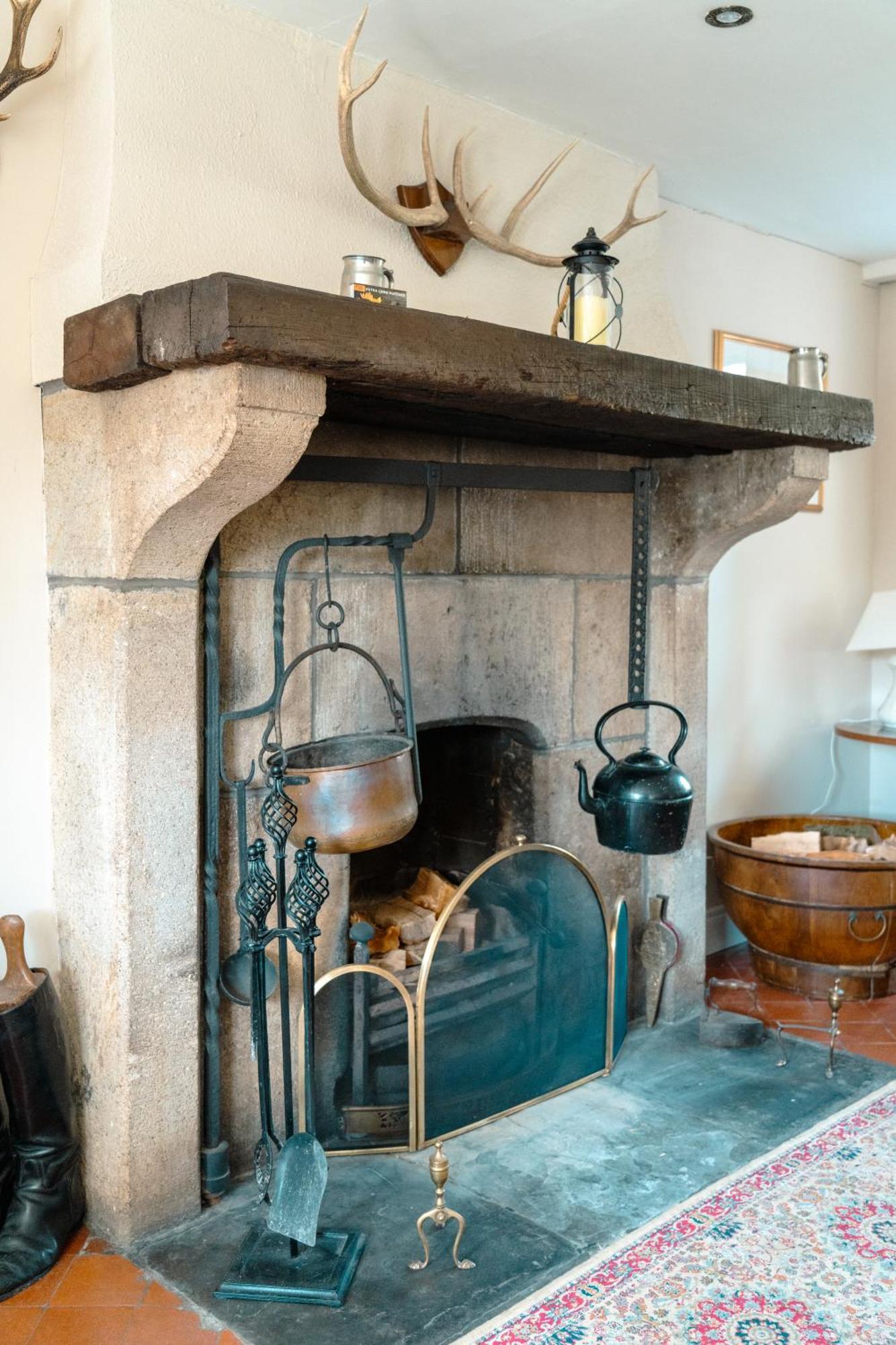 Luxury Accommodation In County Antrim With Riverside Hot Tub Kells Bagian luar foto